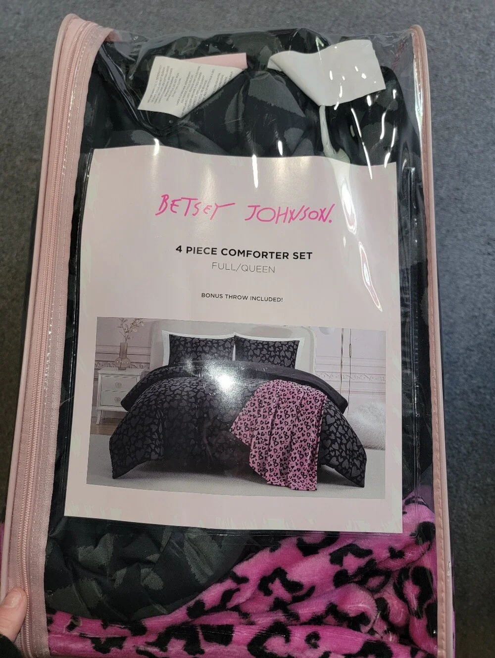 Betsey Johnson Black & Pink Heart and Leopard Comforter Set NIB